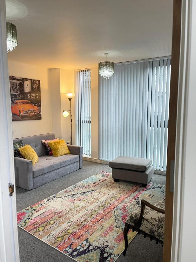 City Centre 1 Bed Apartment With Free On Site Parking With Cctv By Lets Relocations Birmingham Eksteriør billede